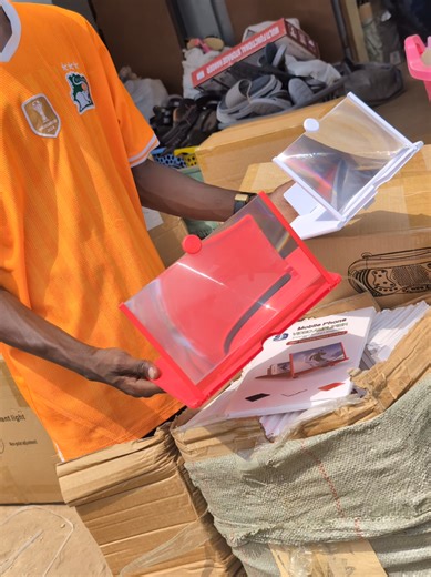 Agrandisseur d'écran disponible pour vous. grand 1500 petit 1000. contacter nous au 01 46 09 30 32 pour passer vos commandes. #grandportail46093032 #agrandisseurdecran