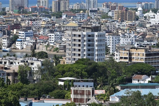 Sinking building safely demolished in Mombasa