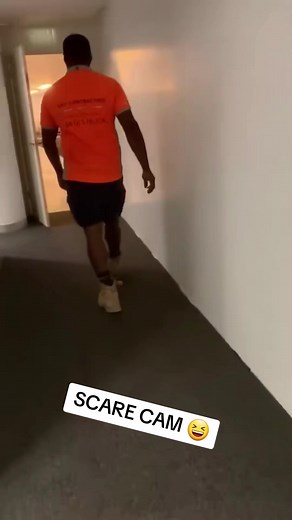 funny , scare , prank , lmao : #prank #scared #funny #lmao #fyp