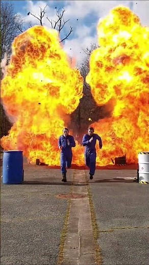 Course à travers des explosions ⚠️💥