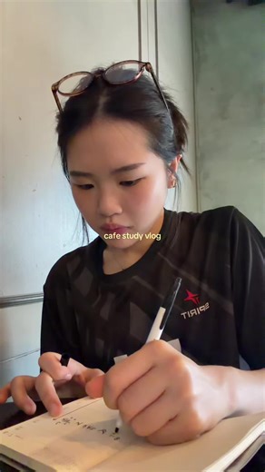 back burner w/ @Good Totes 🍀 #GoodTotes #SouffleTote #cafe #study #vlog