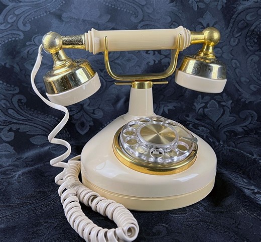 Vintage 1970s French "princess" Rotary Dial Desk Phone W/handset, Cream Color - Etsy