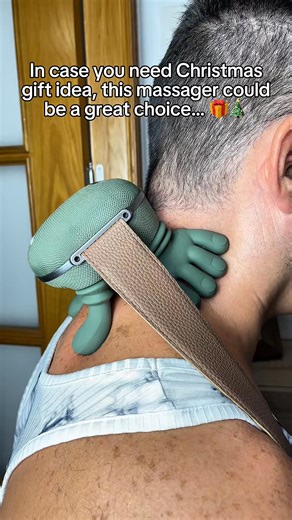 😣 Neck & shoulder tension ruining your day? Meet HandGrip™ Heat & Knead Massager — feels just like real human hands melting away stiffness and stress. ✨ Deep-knead relief in minutes ✨ Soothing heat therapy for extra comfort ✨ Lightweight & cordless — relax anywhere Just 10 minutes a day to feel the difference. 👉 Don’t wait — your neck deserves it. | LeSomagic