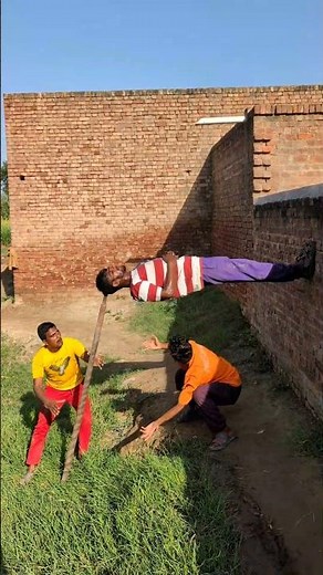 Prank With 🧱 #funny #viralvideo #shorts #shortsfeed