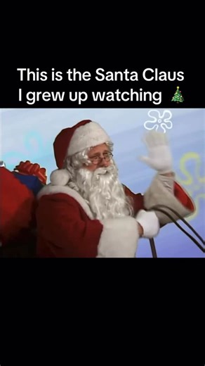Daily SpongeBob Clips on Instagram: "IYKYK 🧽🎅🎄🎁❤️ #spongebob #christmas #santaclaus #foryou"