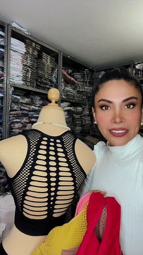 11K views · 321 reactions | Envíos diarios 100% seguros a todo el peru a todas nuestras queridas provincias contamos con 4 catálogos con una amplia variedad de productos nacionales e importados pedidos x mayor y catálogos al 918767234 | Distribuidora mayorista clase A | Facebook