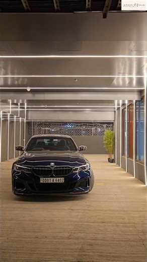 Parking lot design in Mumbai #luxurylivingmumbai #bmw #carparking #luxurycars #interiordesign