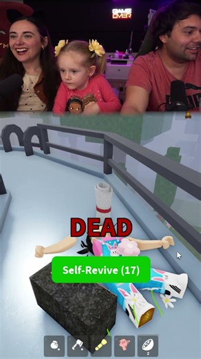 😬 Sa MANANCI!!! ... #cocolix #funny #shorts #roblox #minecraft #barbie #meme #comedy #gta