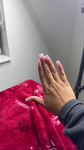 First Time Trying Acrylic Nails: A Beginner's Guide