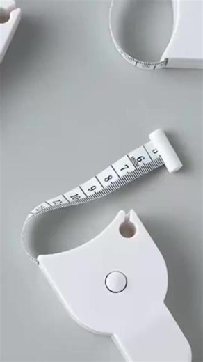 有了这个#三围测量尺 简直不要太方便！轻松清楚自己的三围，测量还精准！#三围尺 #身材管理 #健身 #腰围