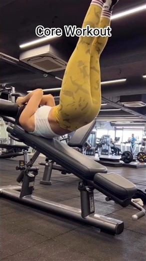 Core Workout #core #coreworkout #fitgirl #weightloss #absworkout #gym #annieeefit #shorts #ytshorts