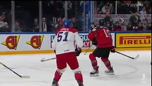 Mat Barzal walks in and rips one home 🚨 🇨🇦 Canada leads 🇨🇿 Czechia 4-1 in the 2nd period of the #IIHFWorlds semi-finals. LIVE NOW: TSN 4, TSN Direct, and the TSN app. | TSN