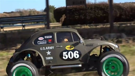 田宫 DT-03 甲壳虫后驱玩具遥控车动态行驶视频