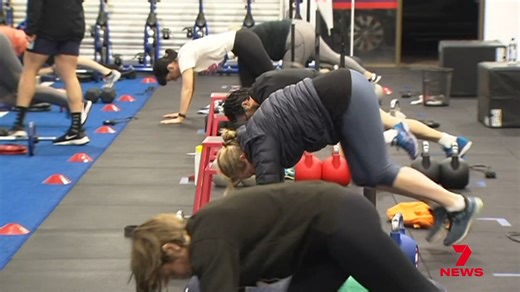 Queenslanders looking for motivation to get fit in the new year can now turn to their health insurance for help. A walk or workout can help customers earn points towards flights, discounts and other deals. You just need to know where to look. | 7NEWS Brisbane