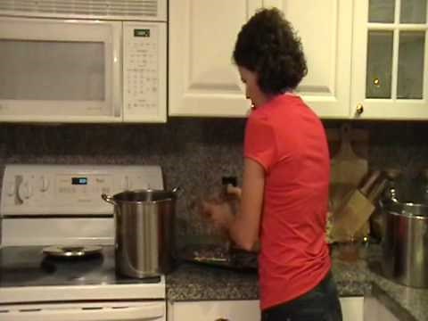 How to Make Turkey Broth