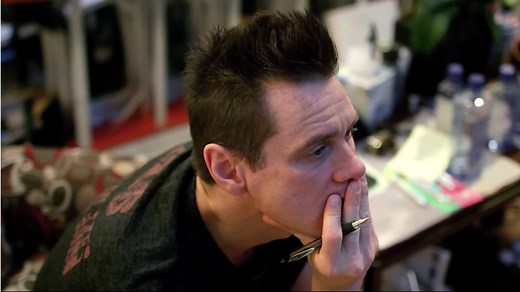 The Mask Paints! Jim Carrey Showcases His Art in a Riveting New Mini Documentary | Artnet News