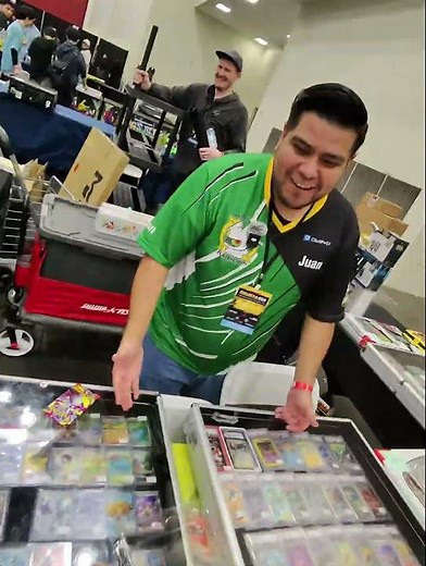 Getting my last minute Pokémon deal at Collect A Con Houston! #pokemon #houston #fyp #vendor #rage