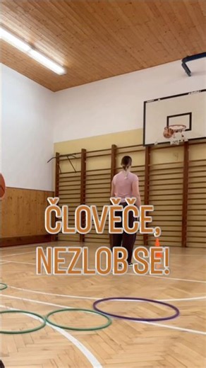 😈 Člověče, nezlob se v tělocviku! 🏀⚽️🏒 #physed #basketball #football #floorball