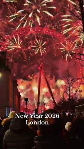 Celebrating New Year 2026 with London Fireworks