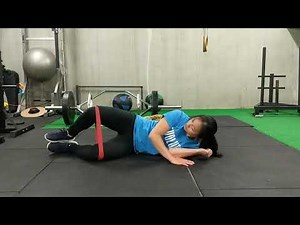 How to do a Banded Isometric Clamshell at the Gym