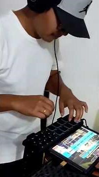 Sampling BoomBap Beats with Koala Sampler + Akai LPD 8