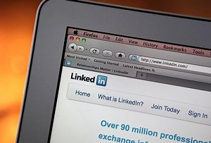 What kind of posts work the best on LinkedIn?
