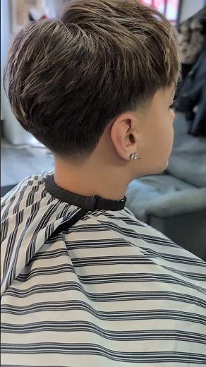 low taper fade with texture fringe 💈 #barber #haircut #barbershop #barberlove #fade