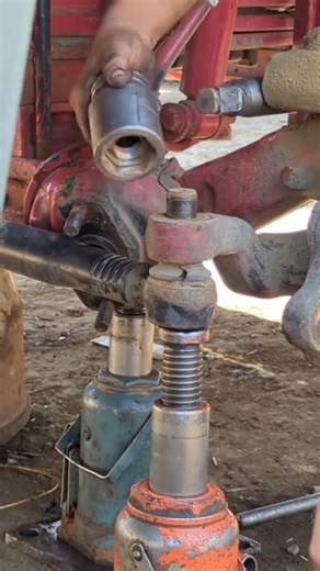 removing end tie rod #mechanic #tipandtricks #mechanictrick