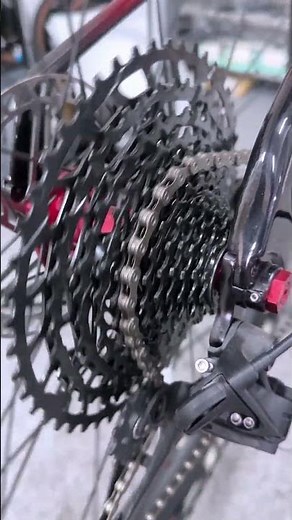 【超簡単】自転車チェーンの緩みを秒速で調整する方法！