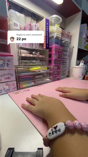 Unboxing ng Blind Box na Twenty Two kasama si Zia