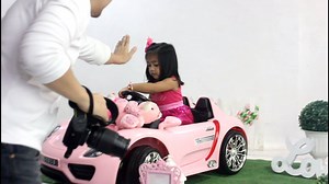 Here are the adorable moments of Philippine Baby Supermodel season 2 batch 2 during their fun shoot experience A Fun & Exciting baby event that developes modelling potential for babies and at the same time, bonds family while they enjoy. Do you wish to be part of this is something big? Register you baby & kids now! Message us at Philippine Kids Supermodel in this format: CODE:BABY/ NAME / AGE / CONTACT NUMBER / LOCATION (for 1.5 yrs old to 3.5 yrs old) KIDS / NAME / AGE / CONTACT NUMBER / LOCATI