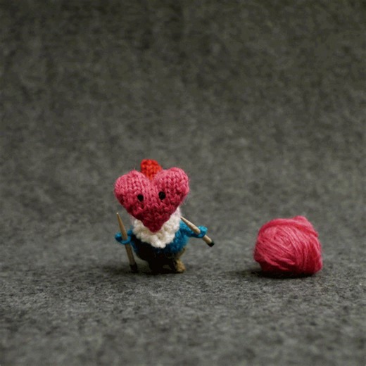 Need some last-minute Valentine's Day crafting inspiration? Make a pop-up card, painted conversation hearts, or even homemade chocolates for your loved one(s)! Use your library card to sign into Creativebug for all kinds of free digital art classes: https://ow.ly/oifz50QzsZ2 | Vancouver Public Library
