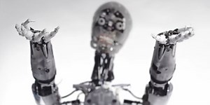 Video Friday: New Entertainment Robot Sings and Does Impressions