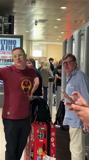 Los Morancos reveal they ran into Javier Aguirre on the plane