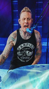 Mastodon's Brann Dailor performs 'The Motherload'. ⚡️ For drummers aiming to sing and play together, Brann is a great inspiration. Though he found it tough initially, Brann embraced the challenge and kept honing his technique. Now, he effortlessly blends drumming and vocals, showing how dedication can master this dual role on stage. 🎤 Head over to our YouTube channel to watch the full #DrumeoLIVE session, where we discuss how this song holds significant personal meaning for Brann, influenced by