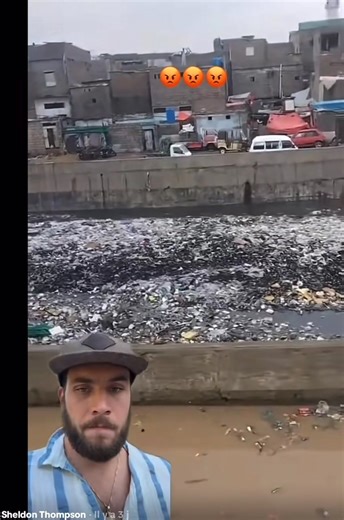 La pauvreté et les régimes corrompus sont les causes principales de la pollution sur la planète. Soutenir la décroissance (appauvrissement) dans l’objectif d’émettre moins de carbone ne fera rien pour diminuer concrètement la pollution. S’occupe-t-on de l’environnement alors qu’on à peine à se nourrir et à se loger? Ce sont les nations riches qui ont les moyens d’agir pour contrer la pollution dans leur environnement. Les pays nantis jouissent d’une meilleure qualité d’air, d’eau, et d’une longé