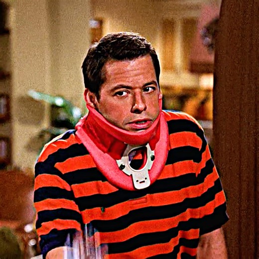 I can't watch it. It's under my nose.#shorts #edit #viral