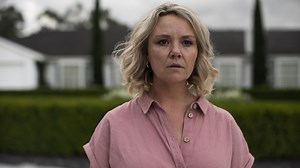 EastEnders fans dazzled by Charlie Brooks in steamy Lie With Me premiere