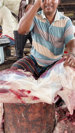 Deshi Cow Ran🍖🥩Meat Cutting Videos #shorts #youtubeshorts #trending