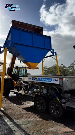 Fertiliser hopper in action 💪🏼💪🏼 #drone #trailer #fertiliser #webberandchivell #wcdrones | Webber & Chivell Drones