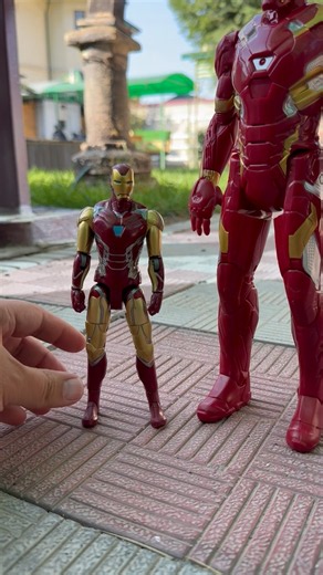 Iron Man has a SECRET 🤫🫣😎 unboxing and review toys & action figures #marvel #funny #shorts #usa