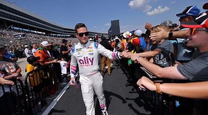 Alex Bowman set to return to No. 48 Chevrolet for Phoenix finale