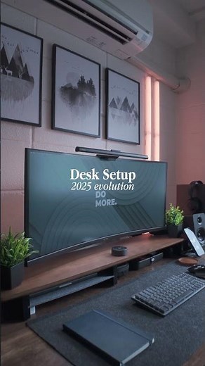 My 2025 Desk Setup UPDATED 🔥