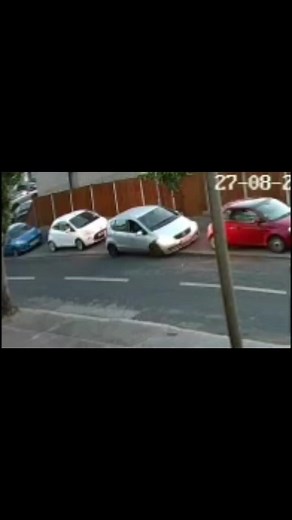 Women Drivers Compilation - Parking Failures and Epic Fails
