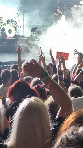 Eve Rogers on Instagram: "When we all held up signs for Dom near the end of Changes saying "you are our North star" as a tribute to Dom (and of course @ozzyosbourne ) and how much love we have for @yungblud as a whole. Thank you for one of the best nights I have had in years. I will NEVER forget this concert nor this performance. 🤘🏻🥰😍🖤 #yungblud #love #concert #tribute #melbourne"