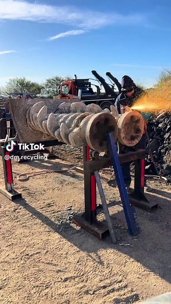 Welding and Hardfacing Techniques for Machinery Shafts
