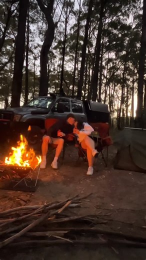 Ciara - Makeup✨ on Instagram: "Driving from Melbourne to Sydney and having the most amazing time ❤️ it’s good for the soul 🏕️❤️‍🔥🦋💫 #melbourne #melbournetosydney #australia #4wdaustralia #adventurekings"