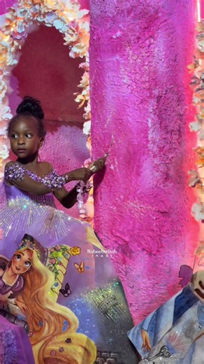 The Cake House: Omo Money Na Water