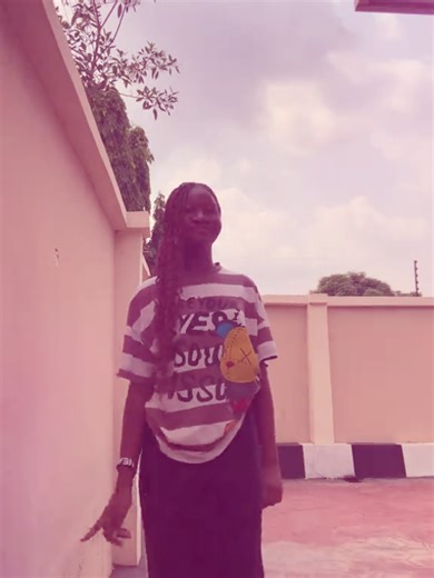 when the real me I've been hiding can't help but pop out 😂#everyone