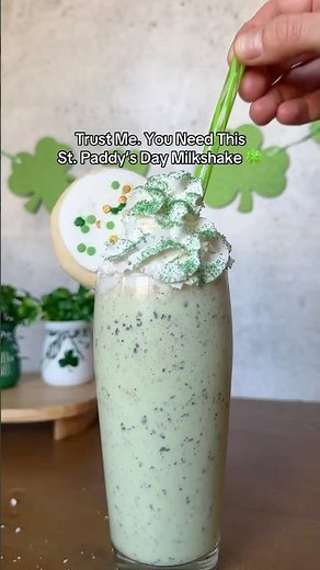 This quick, easy mint cookie milkshake is pure luck in a cup | Kroger